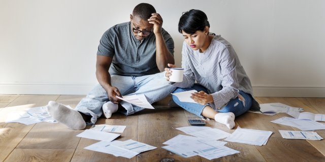 04 041814 practical tips to get out of debt as a couple11